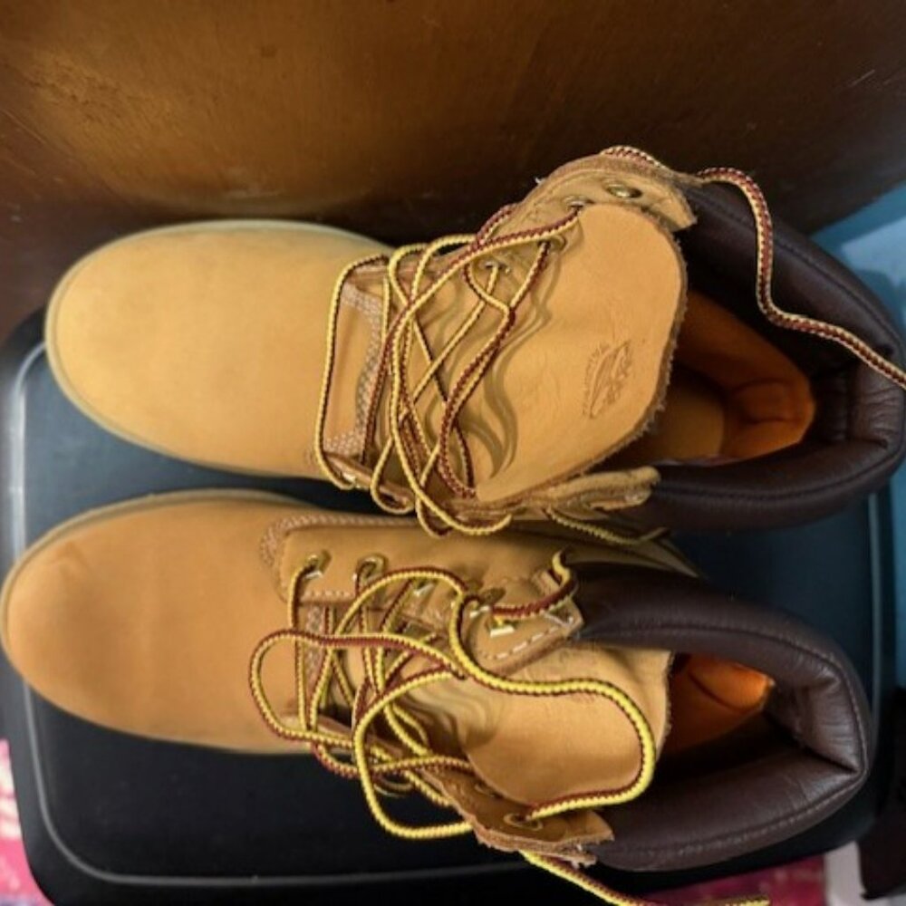 Timberland Linden Woods Bootie - NWOT - Picture 8 of 16